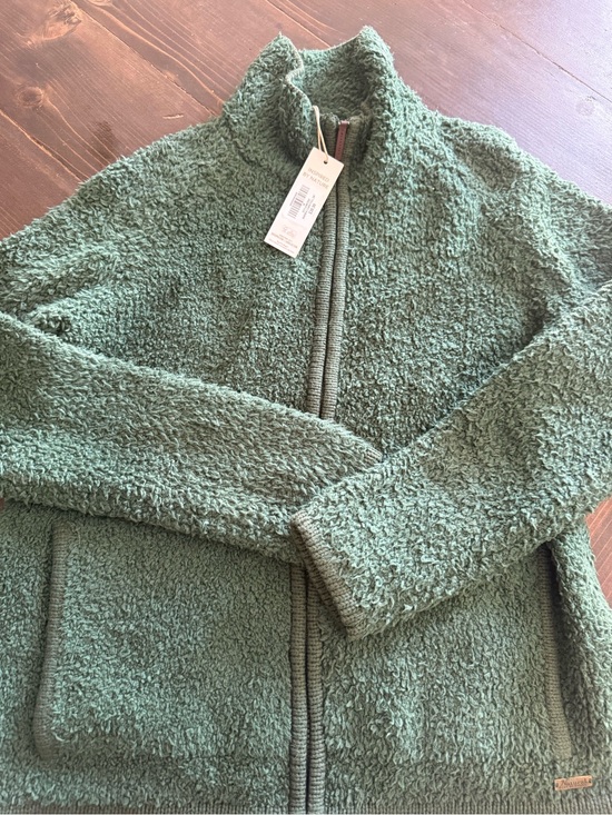 Natural Reflections Sweaters - NWT Natural Reflections Sherpa Zip Jacket in Green Size Small